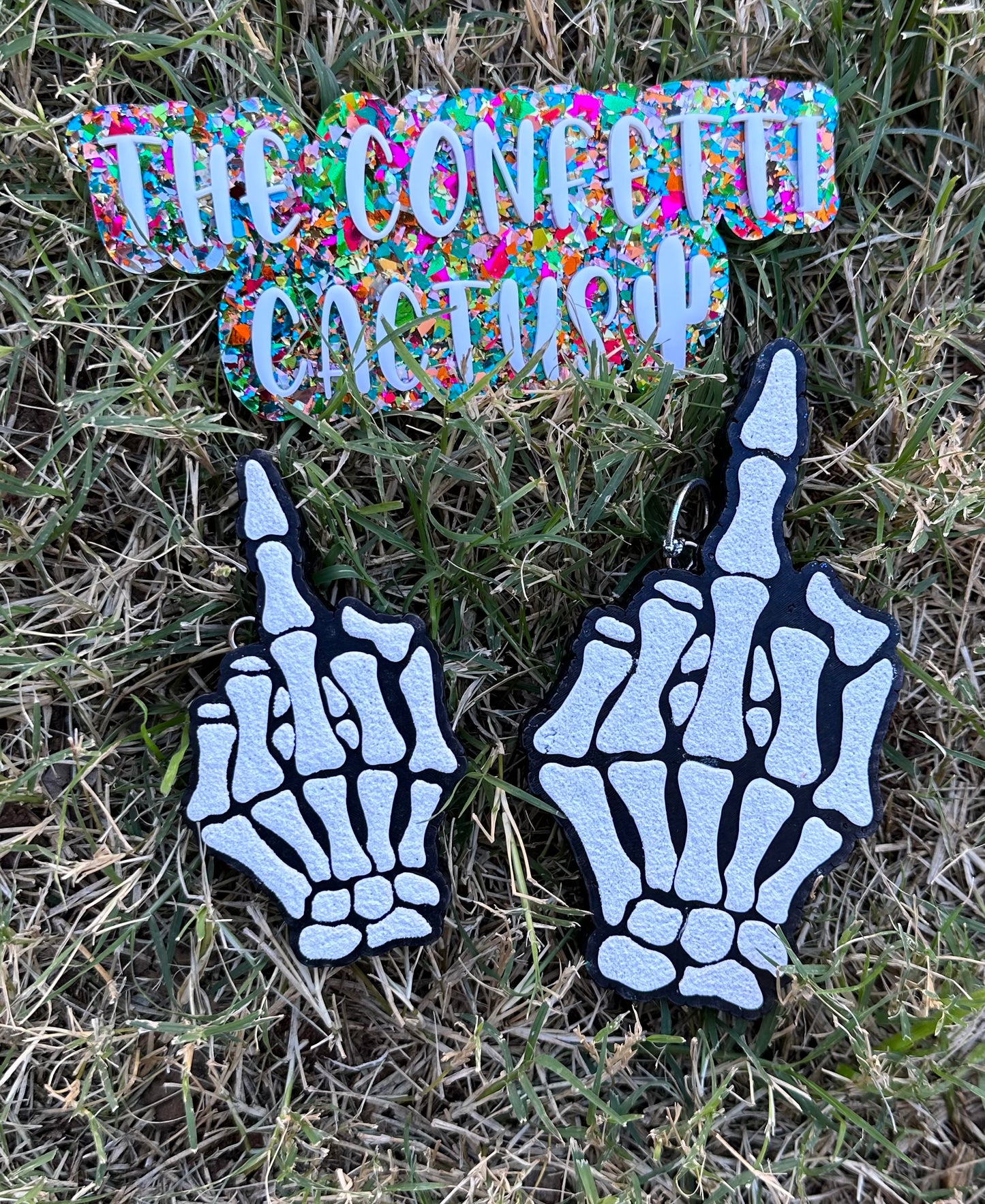 Middle Finger Skeleton Set (1 Vent Clip)