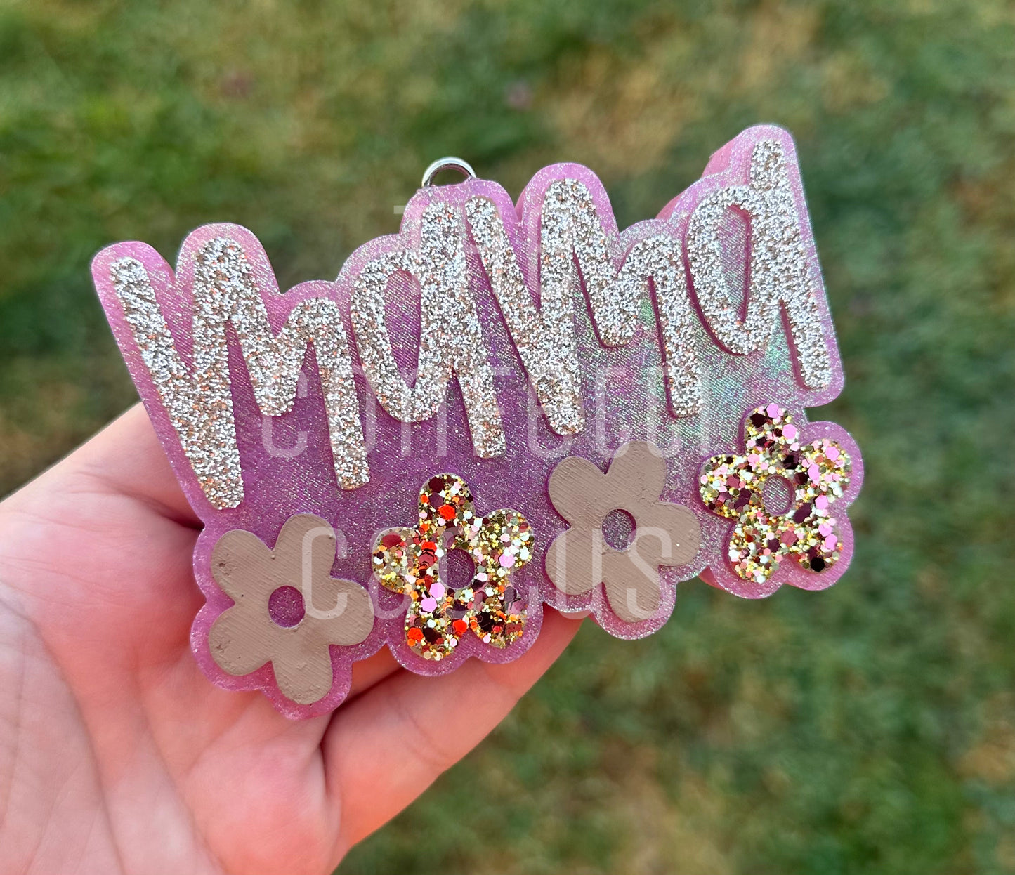 Mama w/Flowers