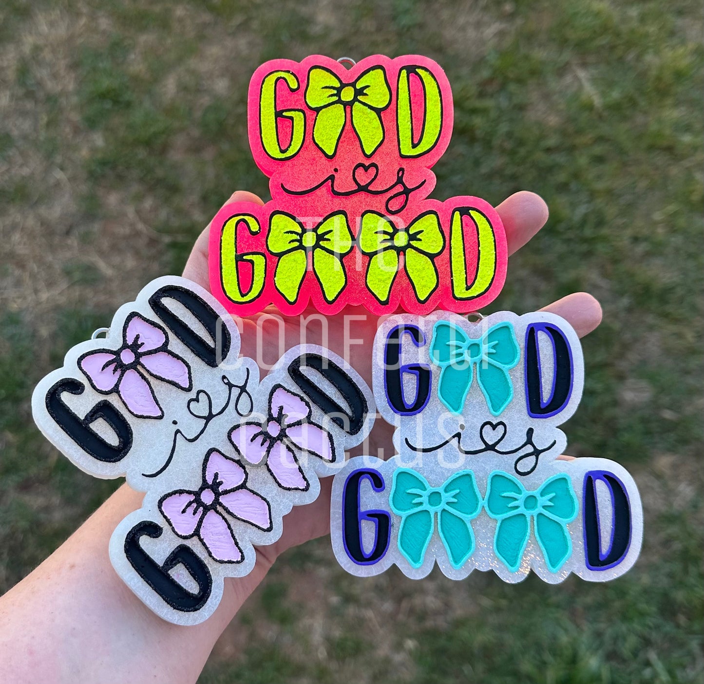 God is Good w/Bows