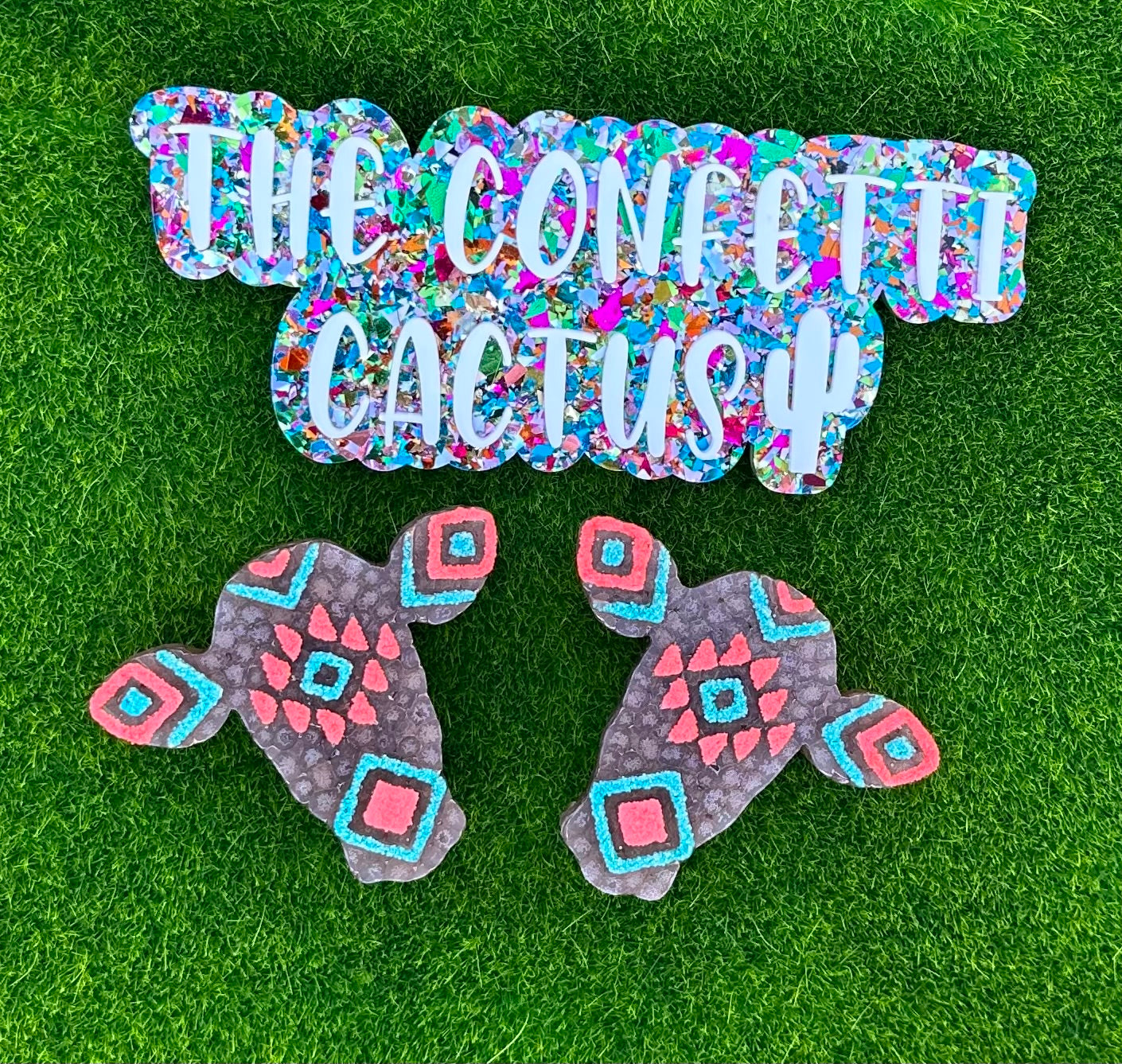 Aztec Cowhead Vent Clips (Set of 2)